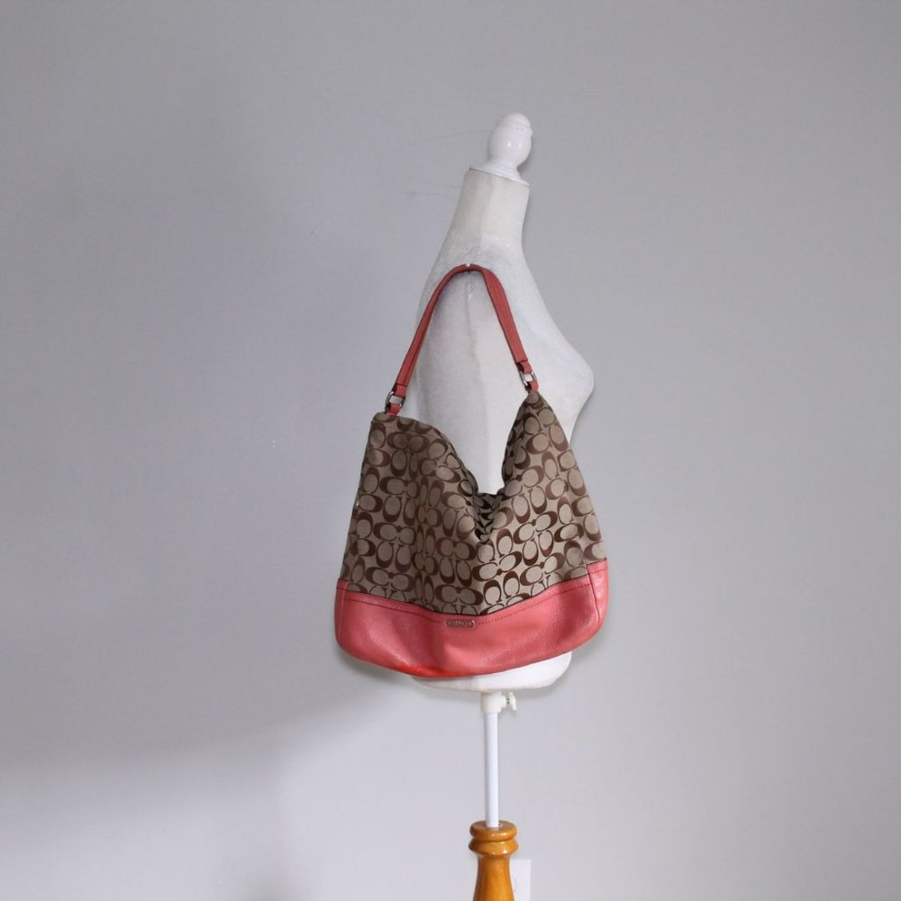 Coach Park Signature Hobo Canvas w Pink Leather - Picture 13 of 13